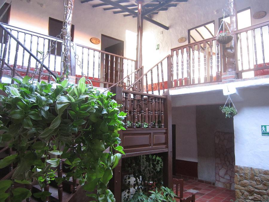 Hotel Central Graciela Валье-де-Сан-Хосе Экстерьер фото